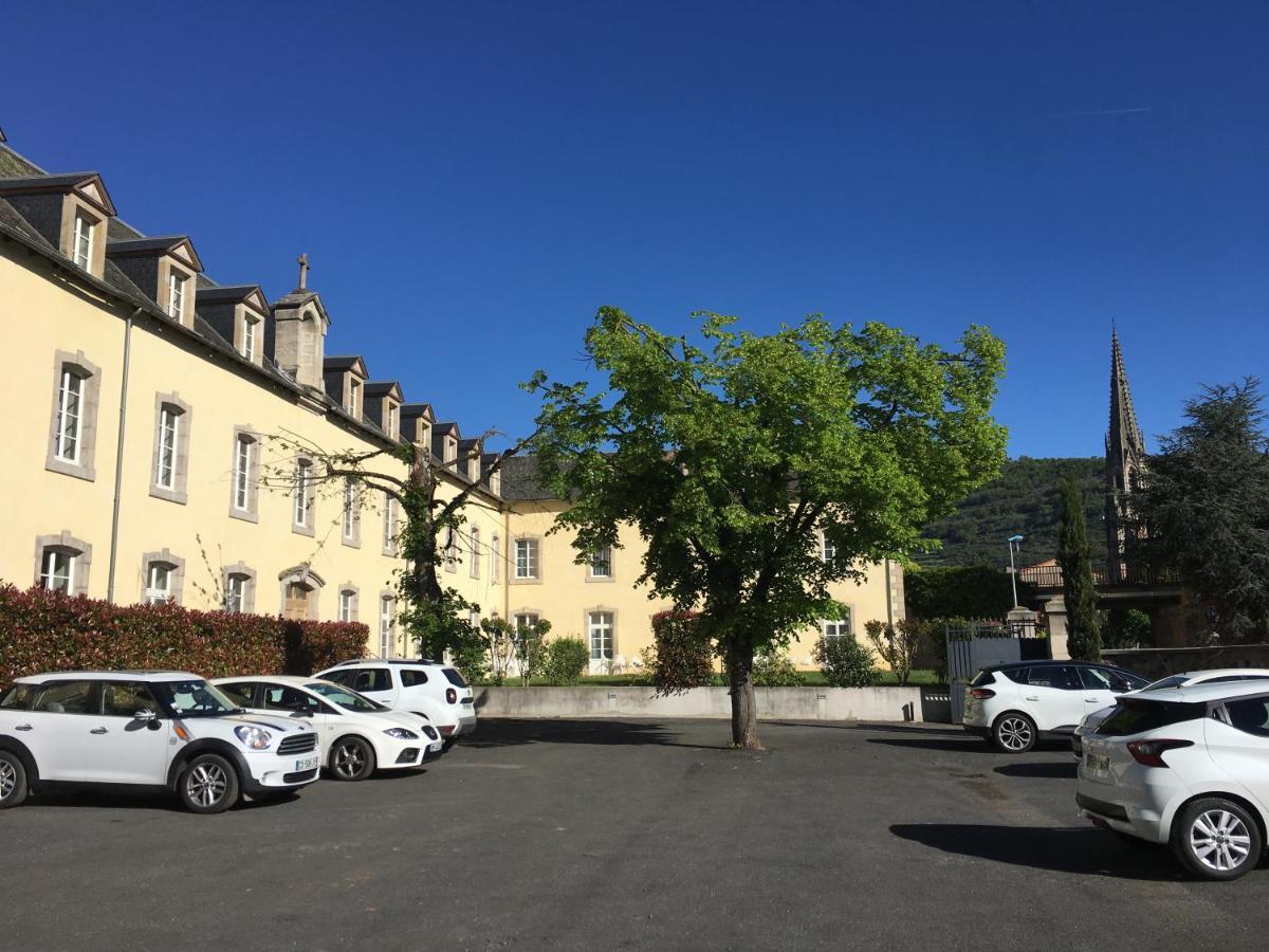 Le 1837 Aparthotel Saint-Affrique Exterior foto