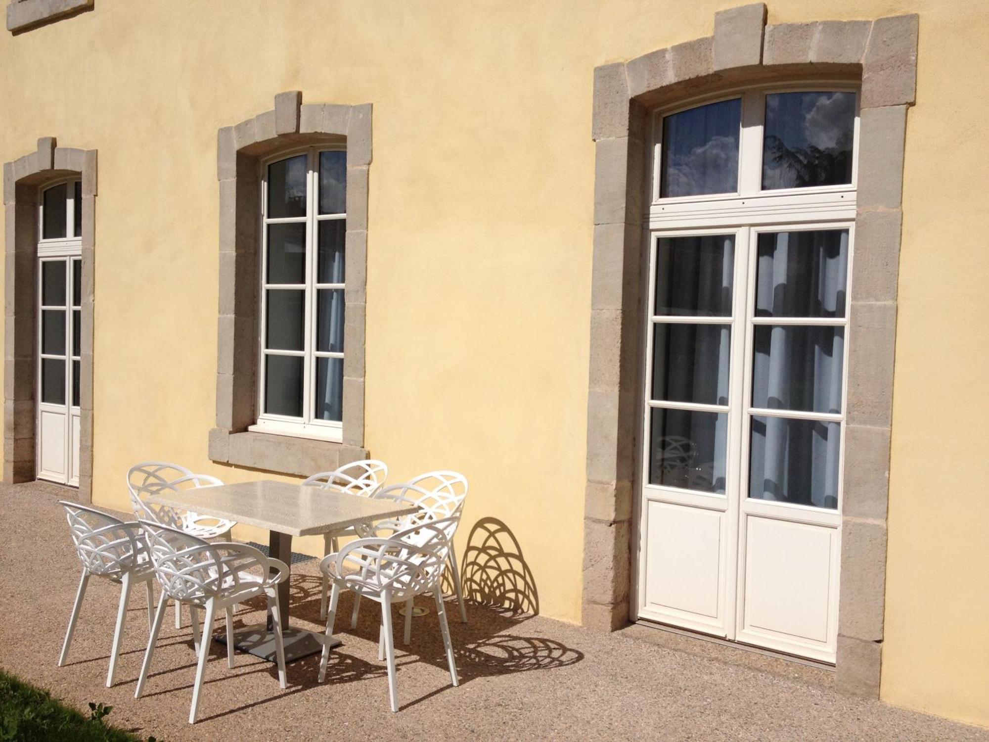 Le 1837 Aparthotel Saint-Affrique Exterior foto